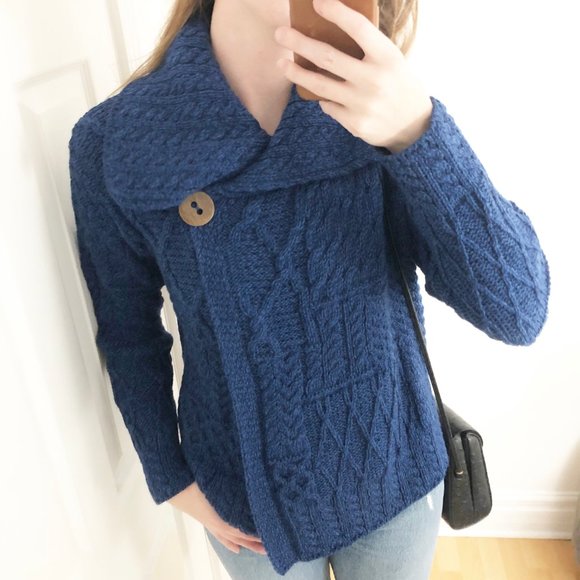 Vintage Cream Knit Cardigan - Picture 2 of 11